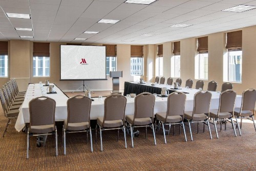 The Lincoln Marriott Cornhusker Hotel - image 43