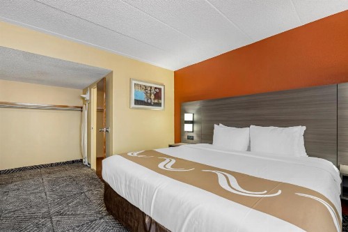 Quality Inn and Suites Lincoln - image 28
