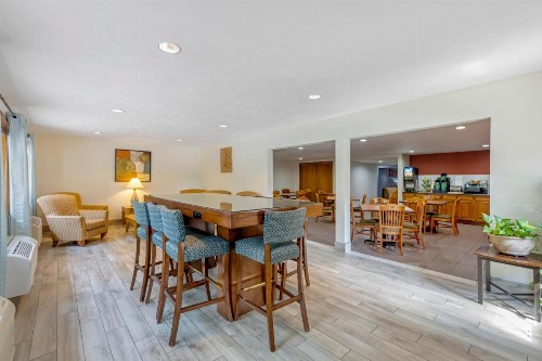 Quality Inn and Suites Lincoln - image 35