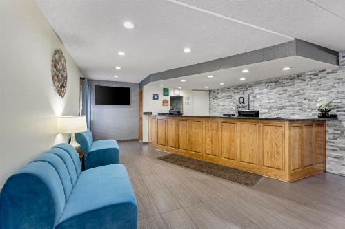 Quality Inn and Suites Lincoln - image 4