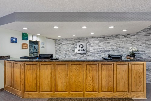 Quality Inn and Suites Lincoln - image 6