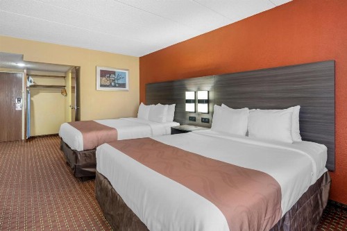 Quality Inn and Suites Lincoln - image 7