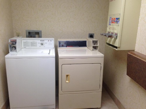 Country Inn & Suites by Radisson Lincoln North Hotel and Conference Center NE - image 17