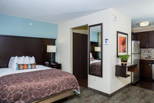 Staybridge Suites Lincoln North East an IHG Hotel - image 20