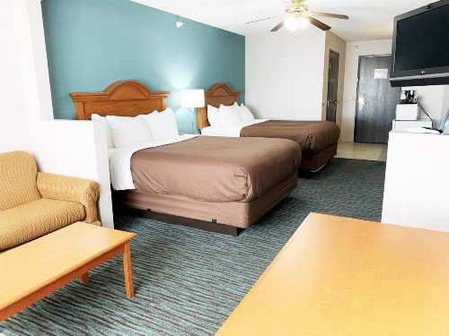 Countryside Suites Lincoln I-80 - image 5