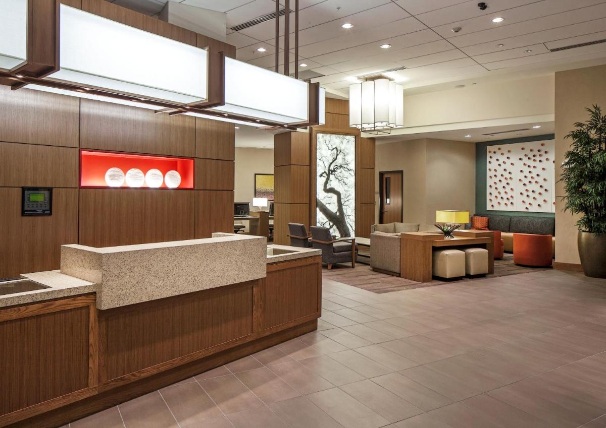 Hyatt Place Lincoln/Downtown-Haymarket - image 5