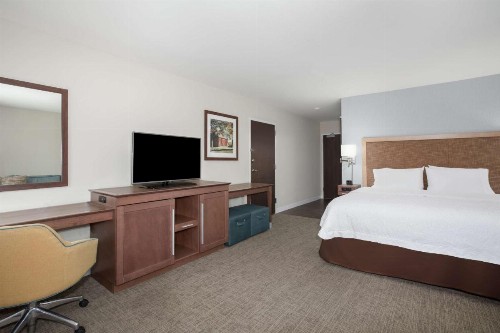 Hampton Inn Lincoln Airport Ne - image 20