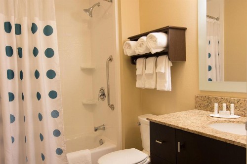 TownePlace Suites by Marriott Lincoln North - image 21