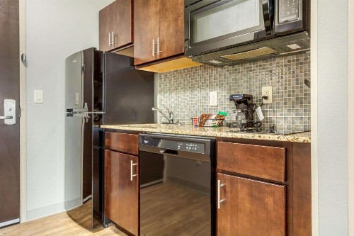 MainStay Suites Lincoln University Area - image 21