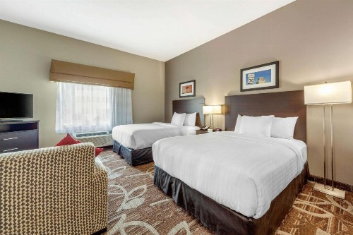 MainStay Suites Lincoln University Area - image 24