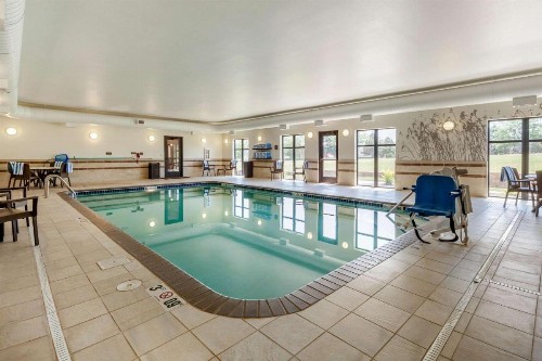 MainStay Suites Lincoln University Area - image 34