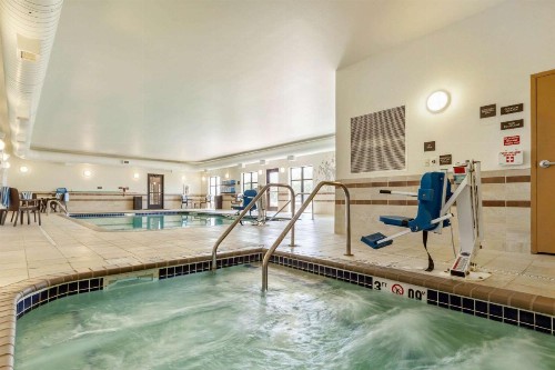 MainStay Suites Lincoln University Area - image 35