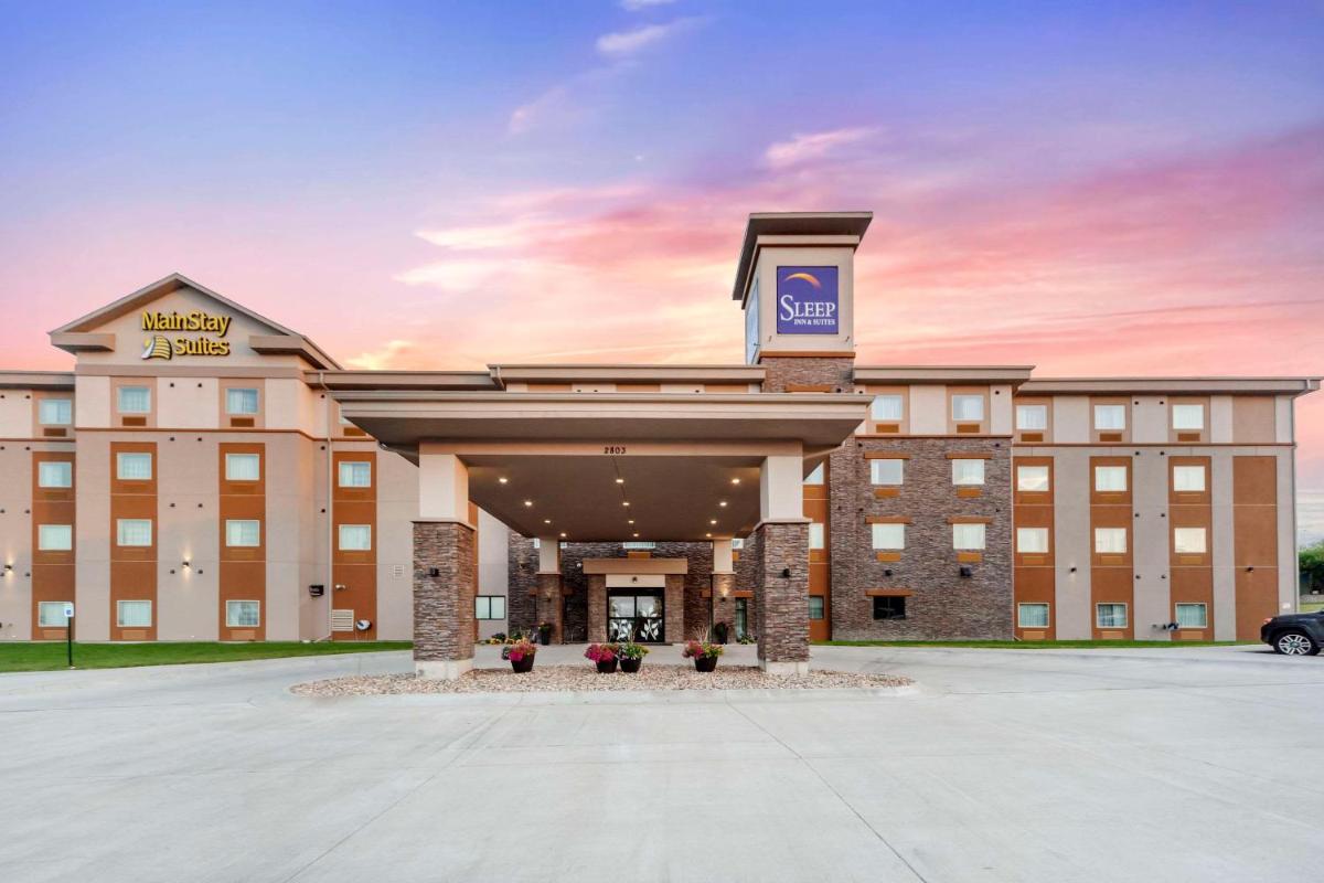 MainStay Suites Lincoln University Area - image 7
