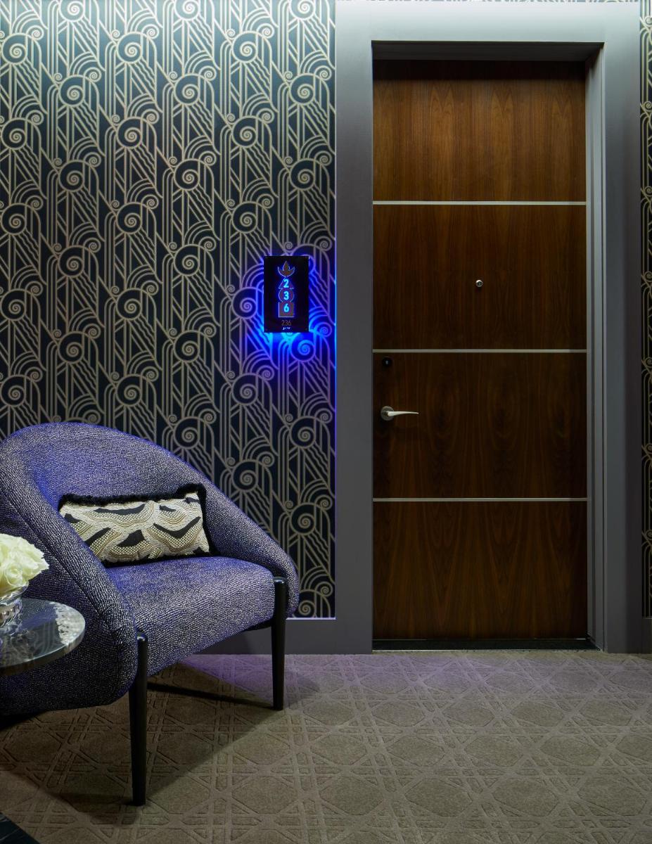 The Kindler Hotel - image 2