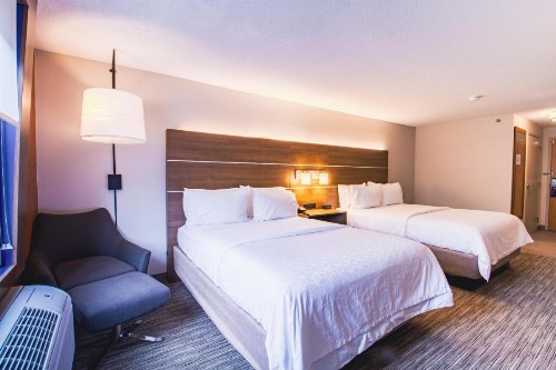 Holiday Inn Express & Suites - Lincoln East - White Mountains an IHG Hotel - image 44