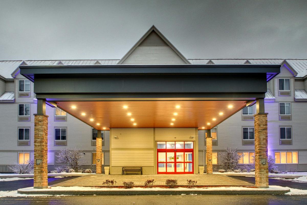 Holiday Inn Express & Suites - Lincoln East - White Mountains an IHG Hotel - image 5
