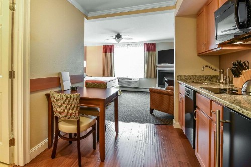 South Mountain Resort - image 11