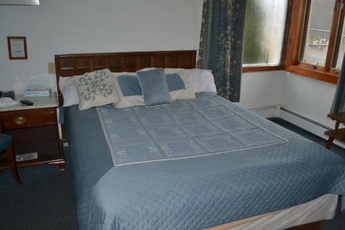 Parker's Motel - image 23