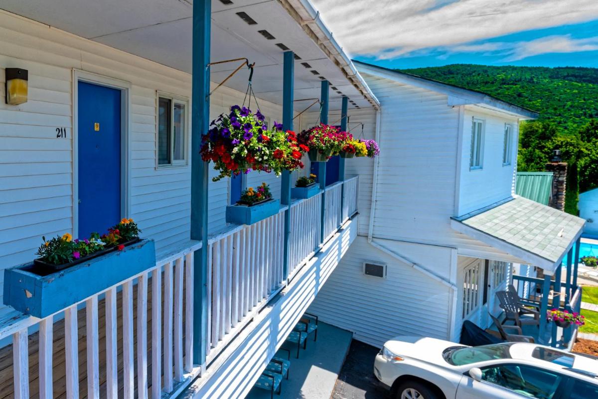 Parker's Motel - image 3
