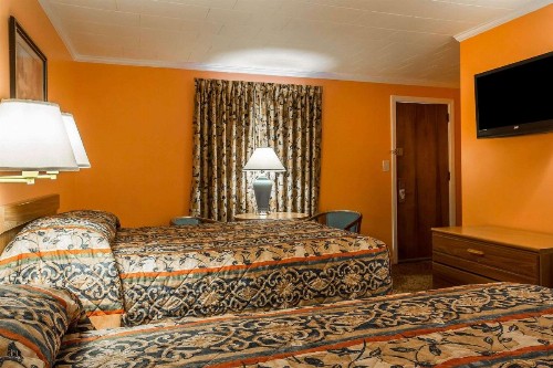 Rodeway Inn Lincoln I-93 - image 14