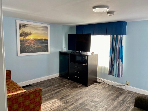 Days Inn by Wyndham Lincoln - image 26