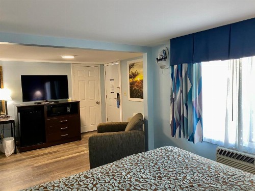 Days Inn by Wyndham Lincoln - image 34