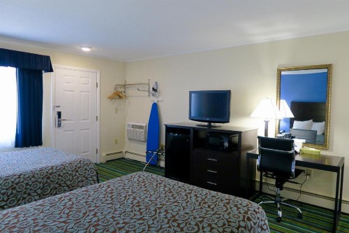 Days Inn by Wyndham Lincoln - image 48