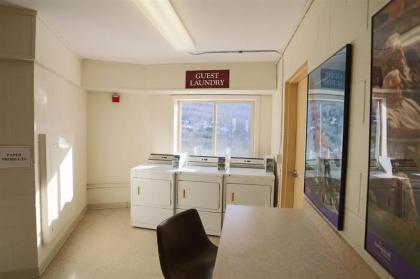 PRIME LOCATION - 2 Bedroom Winter Getaway Condo at Pollard Brook Resort Near Loon Mountain - PB Feb 18th-25th 2Ter - image 13