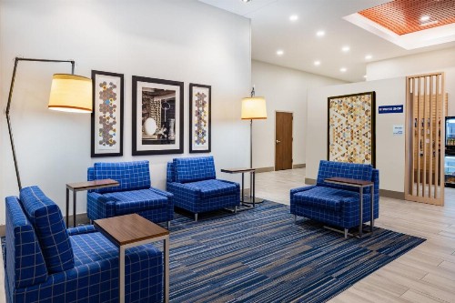 Holiday Inn Express & Suites - Lincoln Downtown  an IHG Hotel - image 18