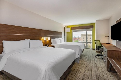 Holiday Inn Express & Suites - Lincoln Downtown  an IHG Hotel - image 40