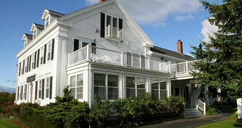 Youngtown Inn and Restaurant - image 3