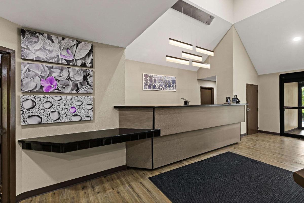 Red Roof Inn Atlanta East - Lithonia - image 4