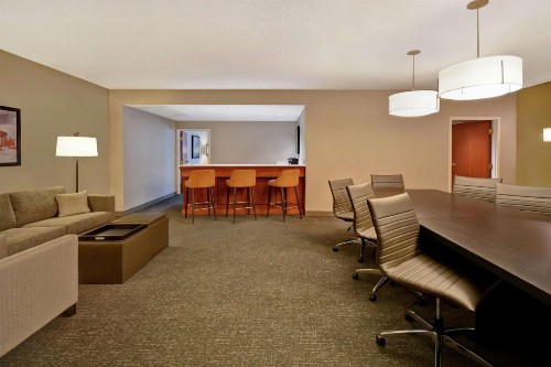 Embassy Suites Little Rock - image 42