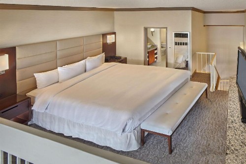 DoubleTree by Hilton Little Rock - image 33