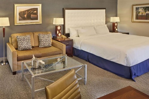 DoubleTree by Hilton Little Rock - image 35
