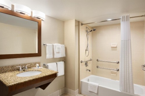 Comfort Inn & Suites Presidential - image 37