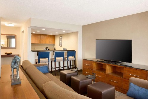 Comfort Inn & Suites Presidential - image 5