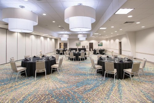 Holiday Inn Little Rock-Airport-Conference Center an IHG Hotel - image 24