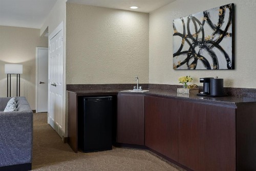 Crowne Plaza Little Rock - image 22
