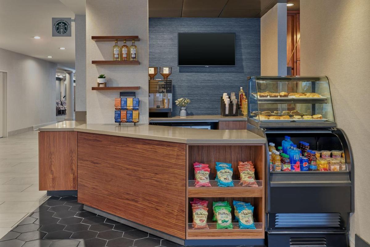 Crowne Plaza Little Rock - image 5