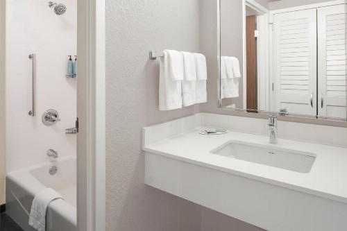 Courtyard by Marriott Little Rock West - image 20