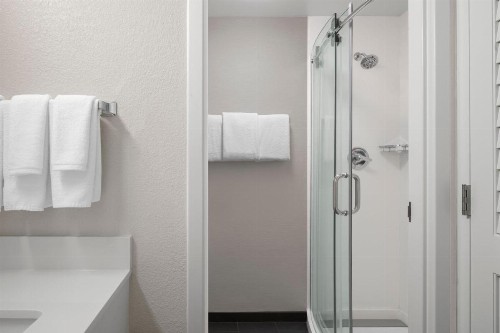 Courtyard by Marriott Little Rock West - image 7