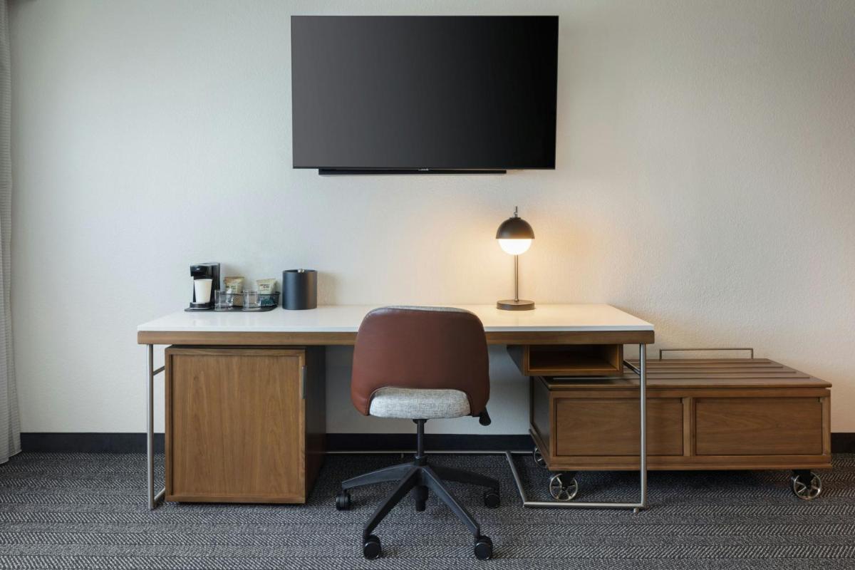 Courtyard by Marriott Little Rock Downtown - image 7