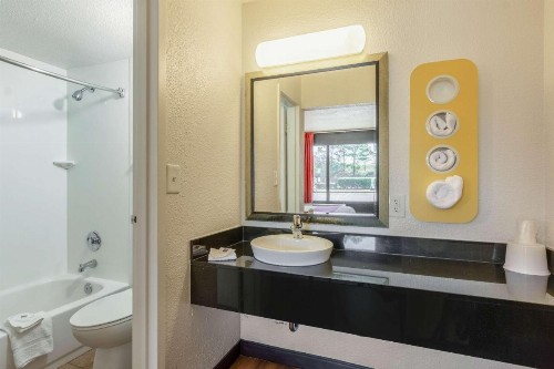 Motel 6-Little Rock AR - West - image 21