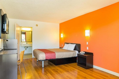 Motel 6-Little Rock AR - West - image 43