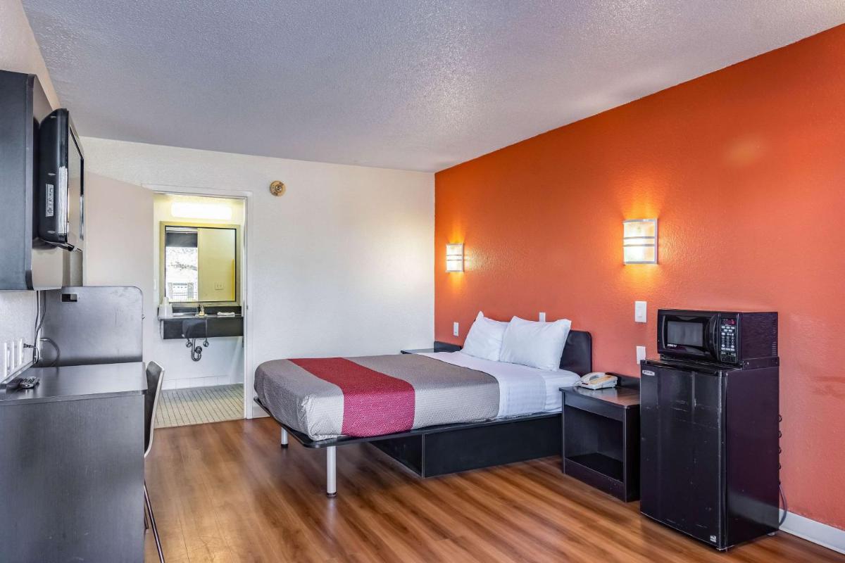 Motel 6-Little Rock AR - West - image 6