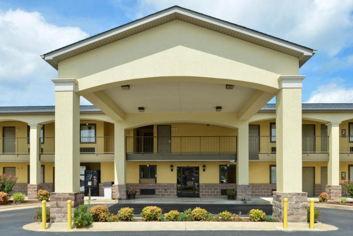 Americas Best Value Inn and Suites Little Rock - image 4