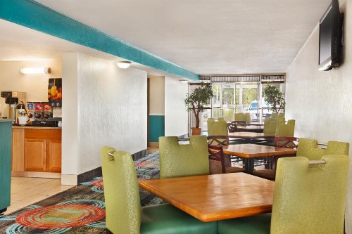 Baymont by Wyndham Little Rock - image 17