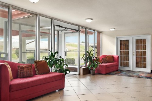 Baymont by Wyndham Little Rock - image 19