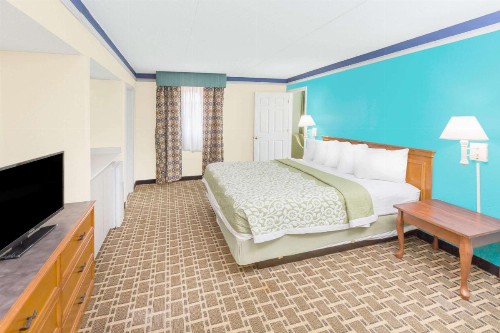 Days Inn by Wyndham Little Rock/Medical Center - image 14